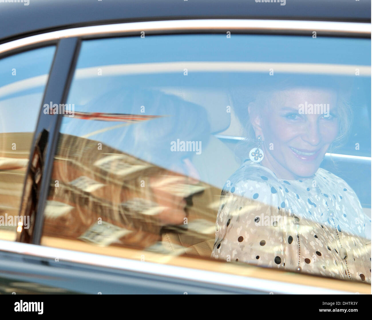 La Principessa Michael di Kent (R) "Una celebrazione delle arti" tenutasi presso la Royal Academy of Arts - all'esterno degli Arrivi. Londra, Inghilterra - 23.05.12 Foto Stock