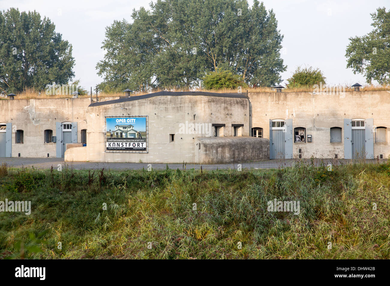 Paesi Bassi, Vijfhuizen, Fort chiamato Kunstfort. Linea di difesa di Amsterdam. Hollandse Waterlinies. Linee olandesi di difesa dell'acqua. Foto Stock