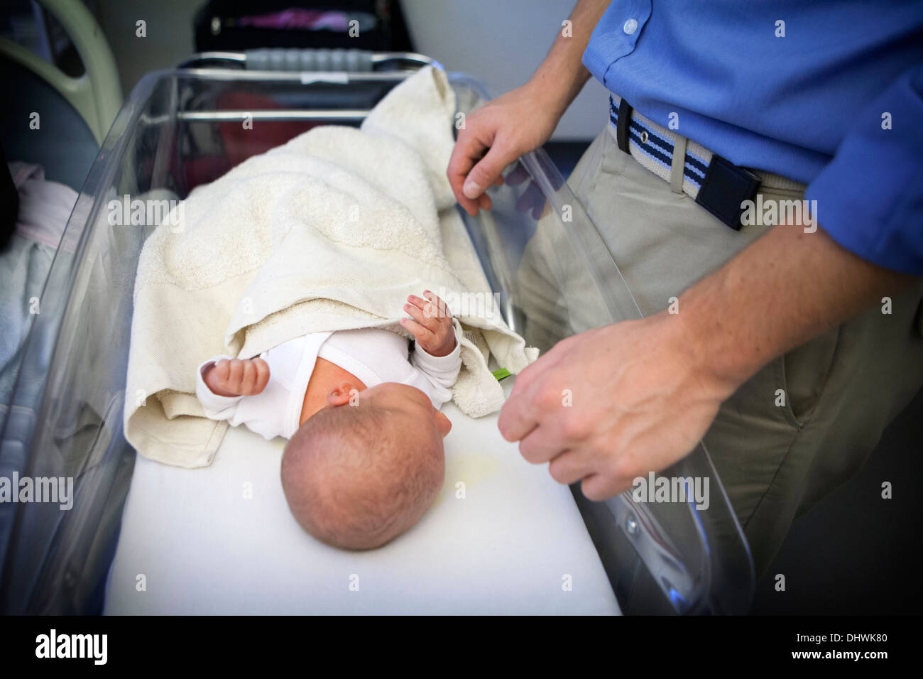 Padre & Neonato Foto Stock