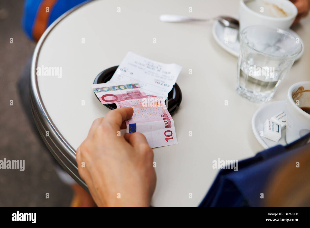 COFFEE SHOP, tavoli all aperto Foto Stock