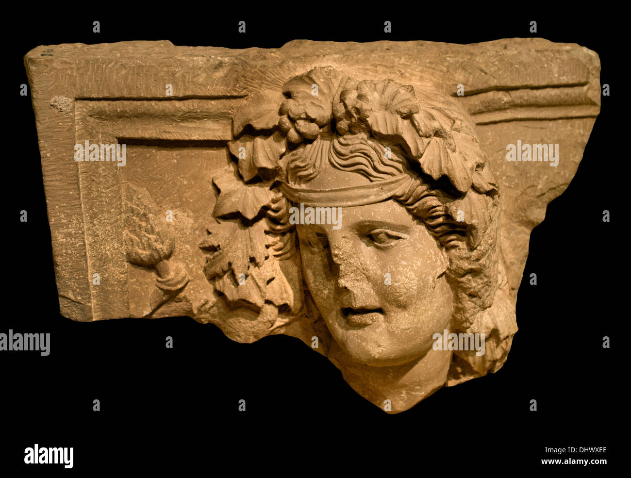 Petra storico e archeologico della città Giordano Giordano famoso per la sua roccia architettura di taglio Foto Stock