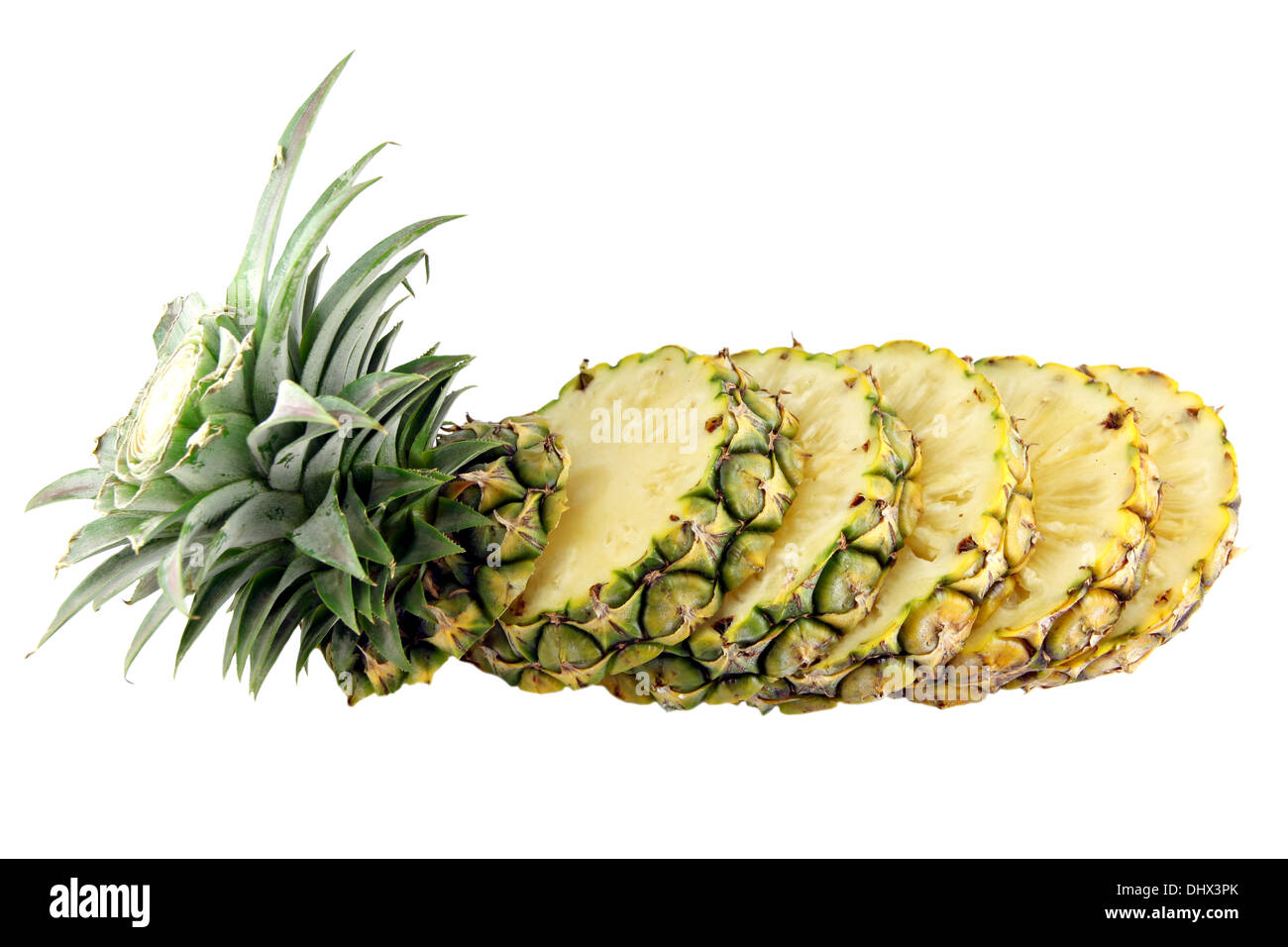 Ananas frutta le fette su sfondo bianco. Foto Stock