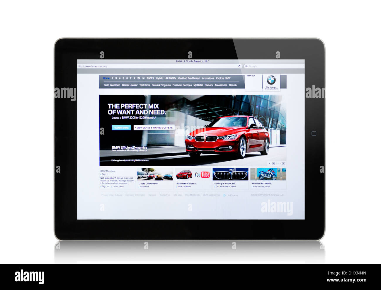 BMW auto tedesca sul sito web di un produttore su iPad Foto Stock