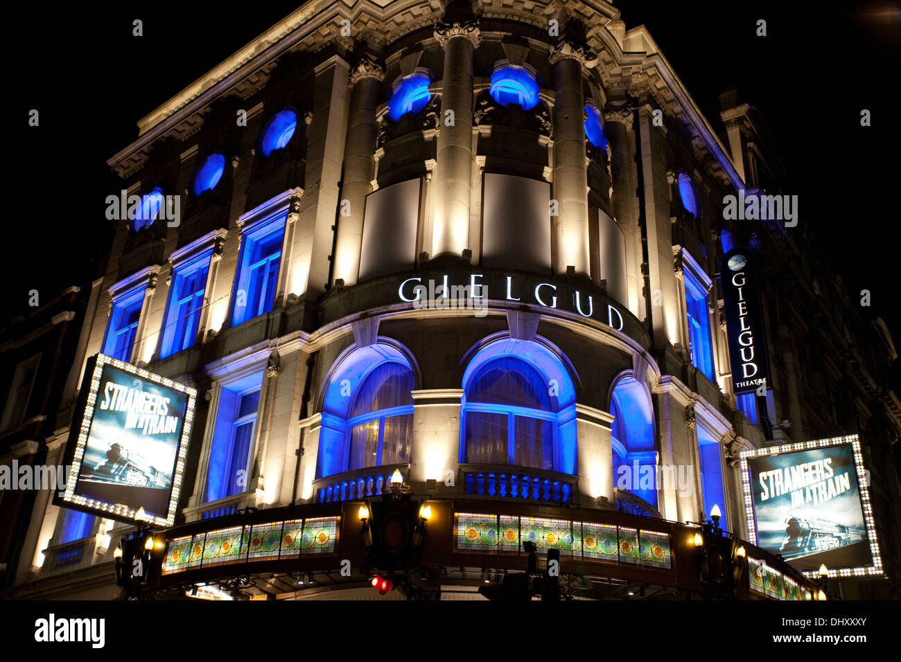 'Strangers su un treno' , Gielgud Theatre nel West End di Londra Foto Stock