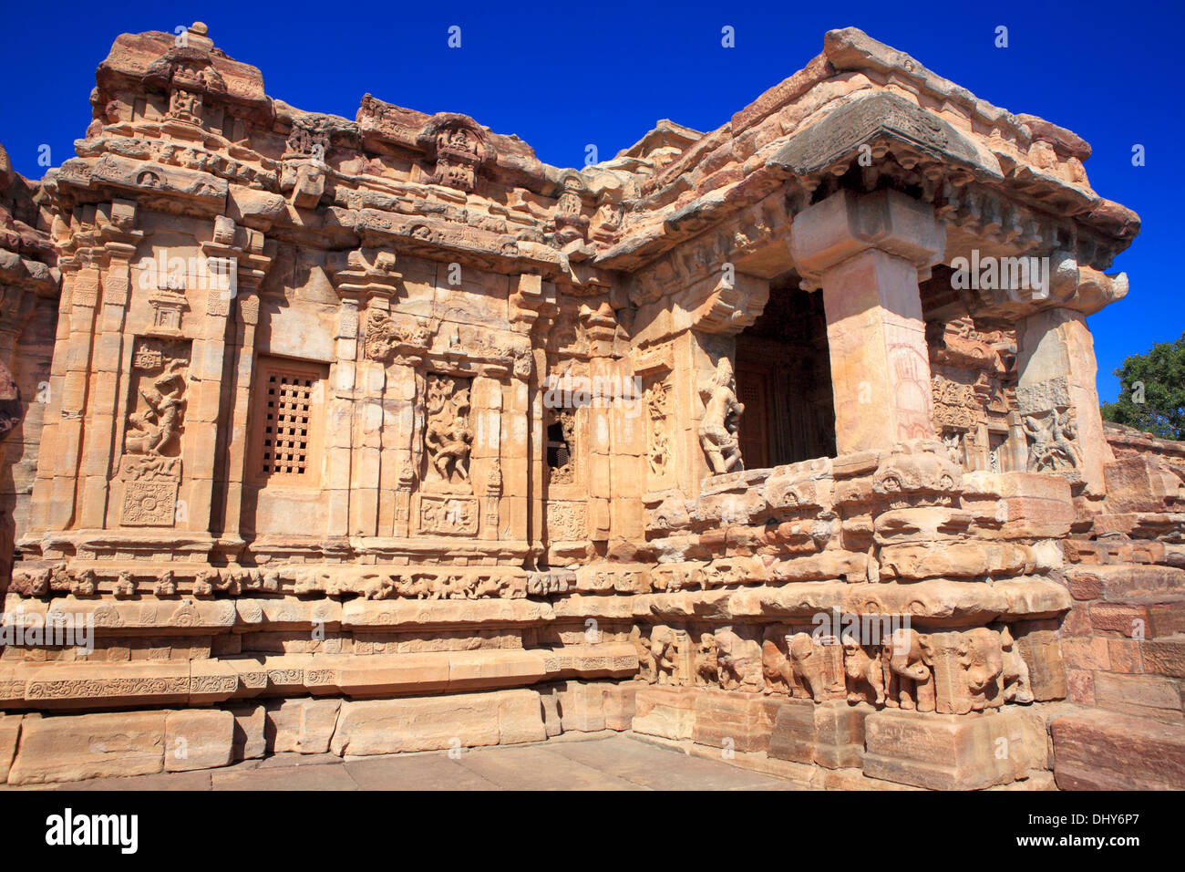 Tempio indù (VIII secolo), Pattadakal, Karnataka, India Foto Stock