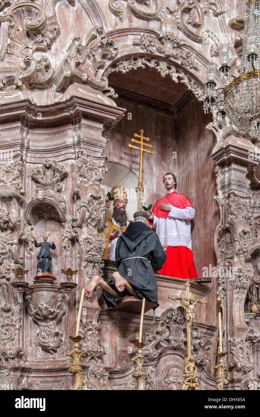 Sao Francisco de Assis Chiesa, Papa Innocenzo III statua, Sao Joao del Rey, Minas Gerais, Brasile Foto Stock