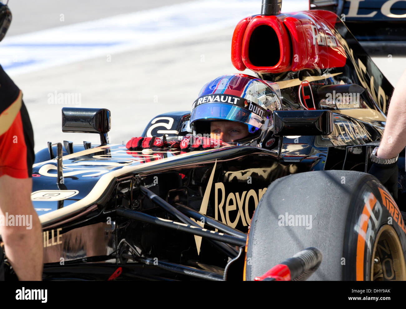 Autista Romain Grosjean di Lotus F1 Racing durante la sessione di prove libere della Formula1 Il Gran Premio degli Stati Uniti vicino a Austin TX Foto Stock