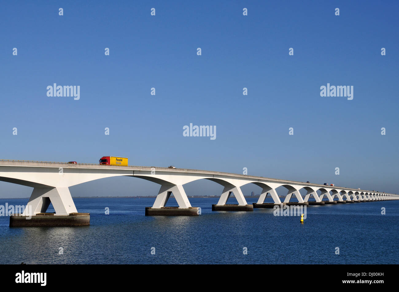 Zeelandbrug, ponte sul Oosterschelde e parte dell'Deltaworks, Paesi Bassi Foto Stock
