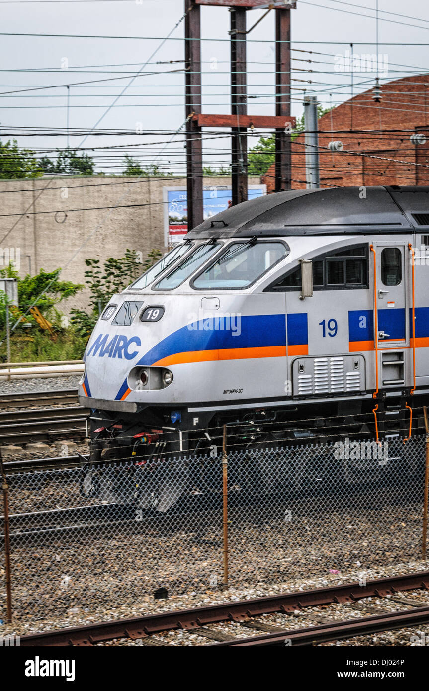 MARC MP36PH-3C locomotore n. 19 fuori della Union Station, Washington DC Foto Stock
