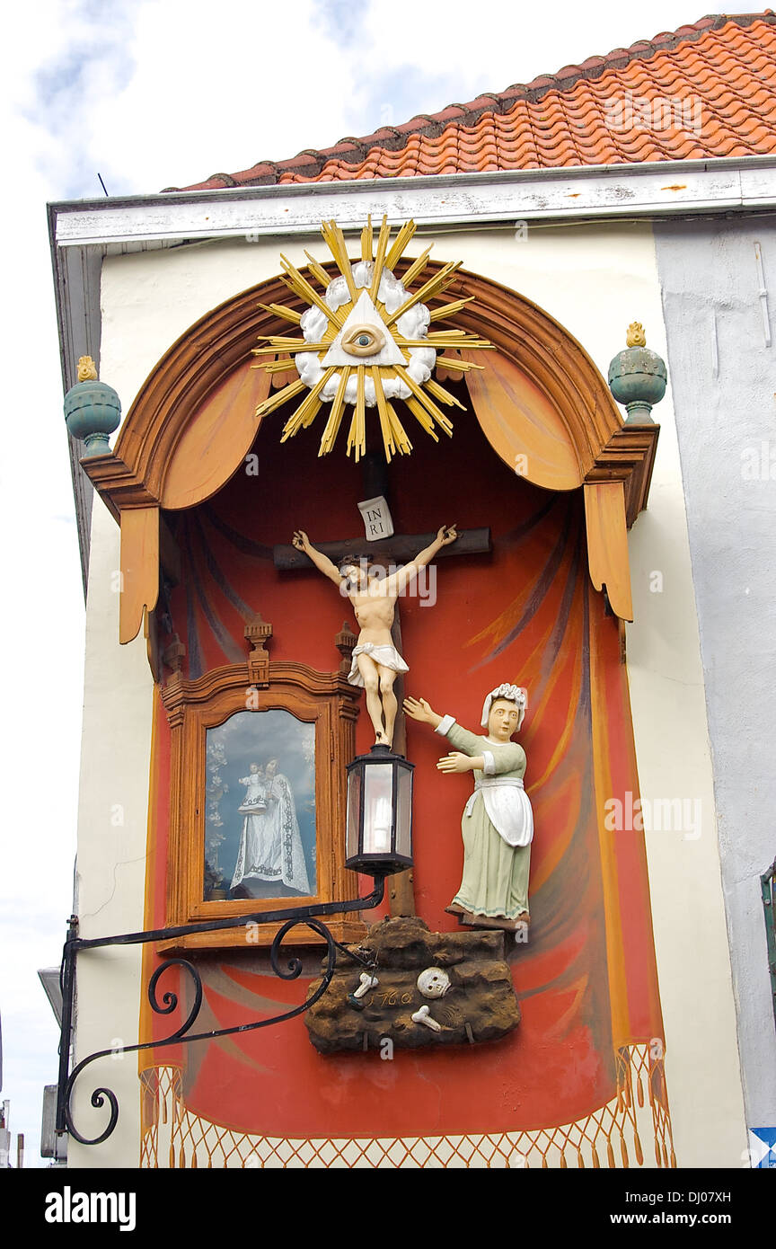 Arte religiosa in una strada a Bruges, Belgio Foto Stock