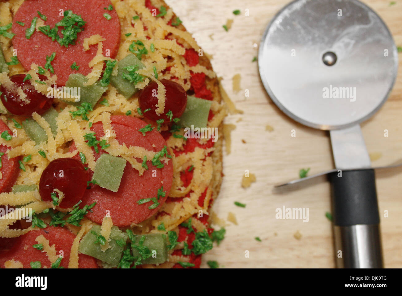 Immagine della pizza novità torta fatta con del marzapane Foto Stock