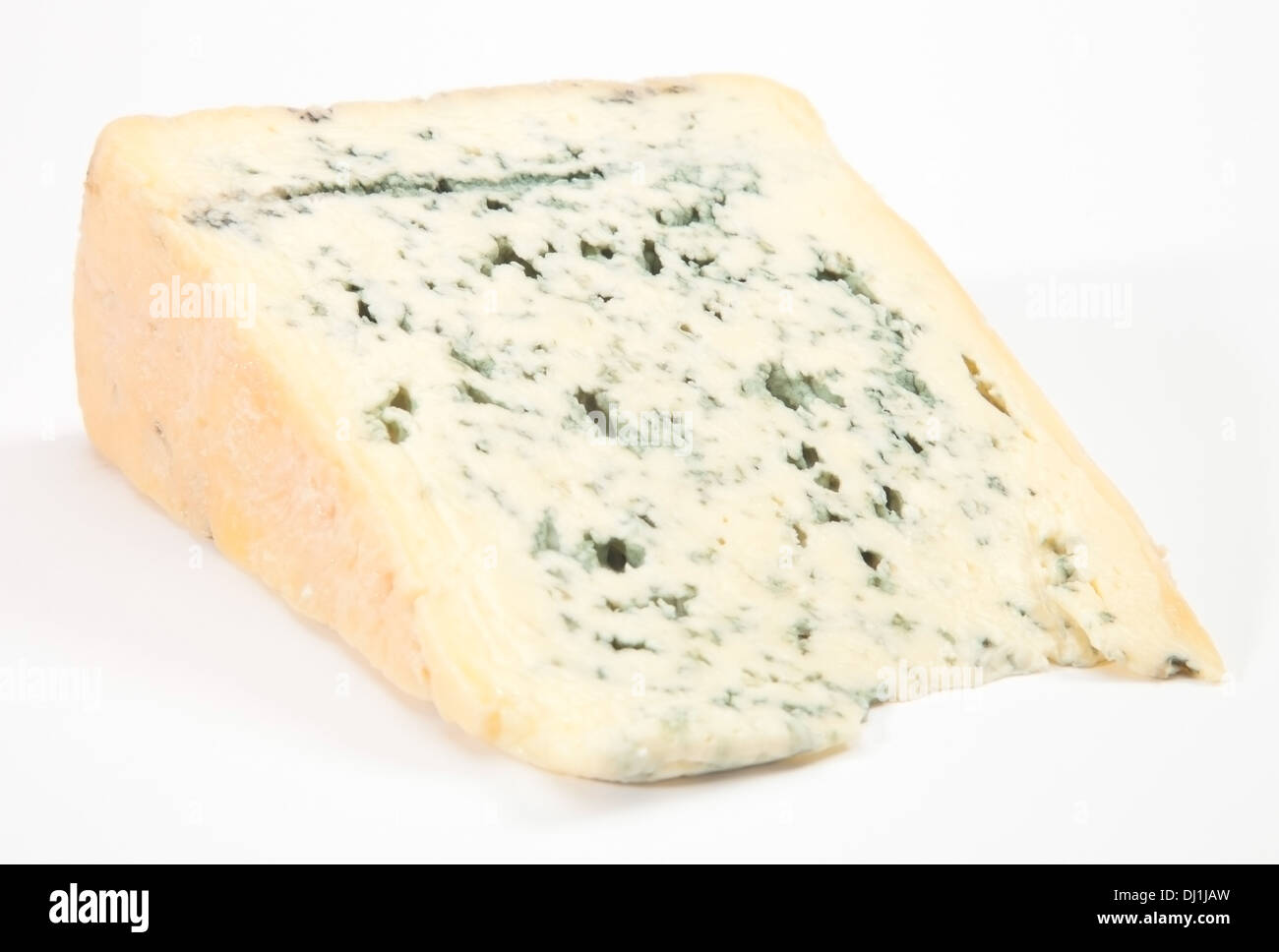 Cuneo di pieno di grasso morbido formaggio blu Foto Stock