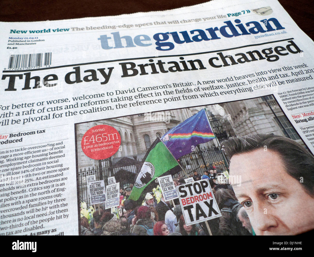 'The Day Britain Changed' articolo di giornale Guardian che descrive David Cameron Gran Bretagna dei tagli e delle riforme 01 aprile 2013 Londra UK Foto Stock