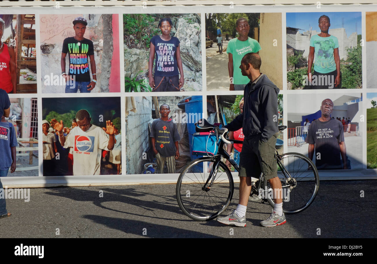 Photoville nel ponte di Brooklyn Park Foto Stock