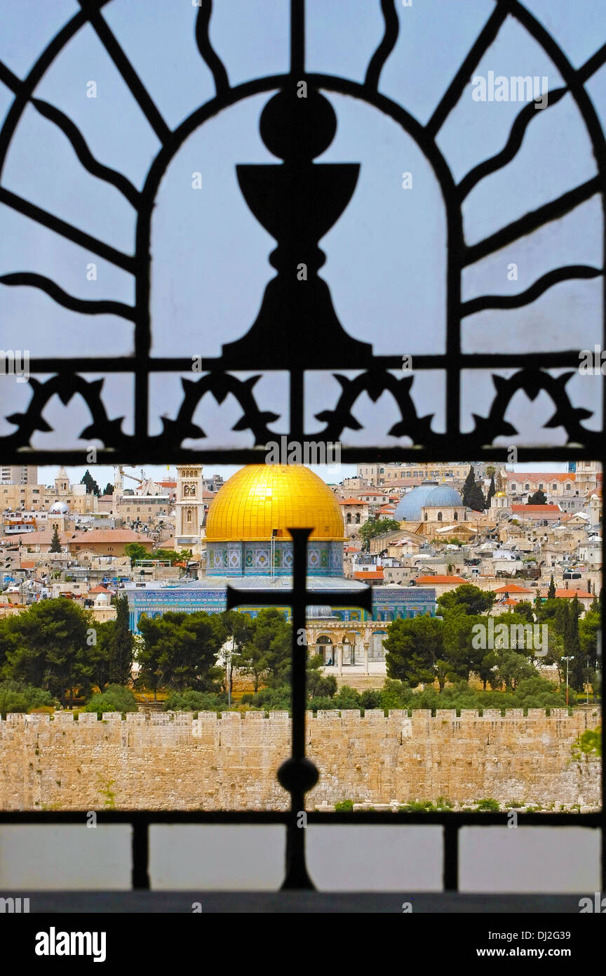 Dominus Flevit la finestra della Chiesa di Gerusalemme Foto Stock