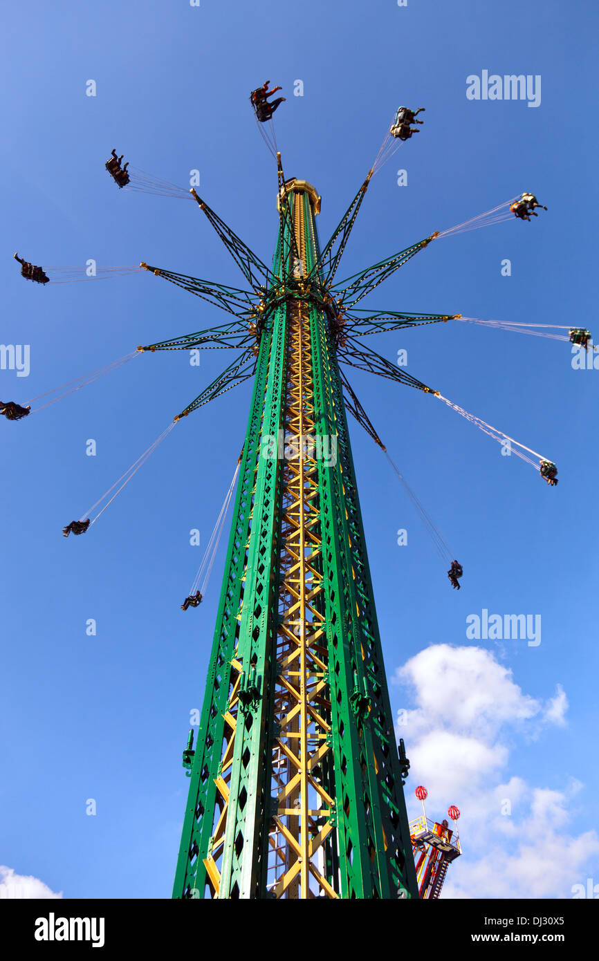 Giostra oscillante a Vienna Foto Stock