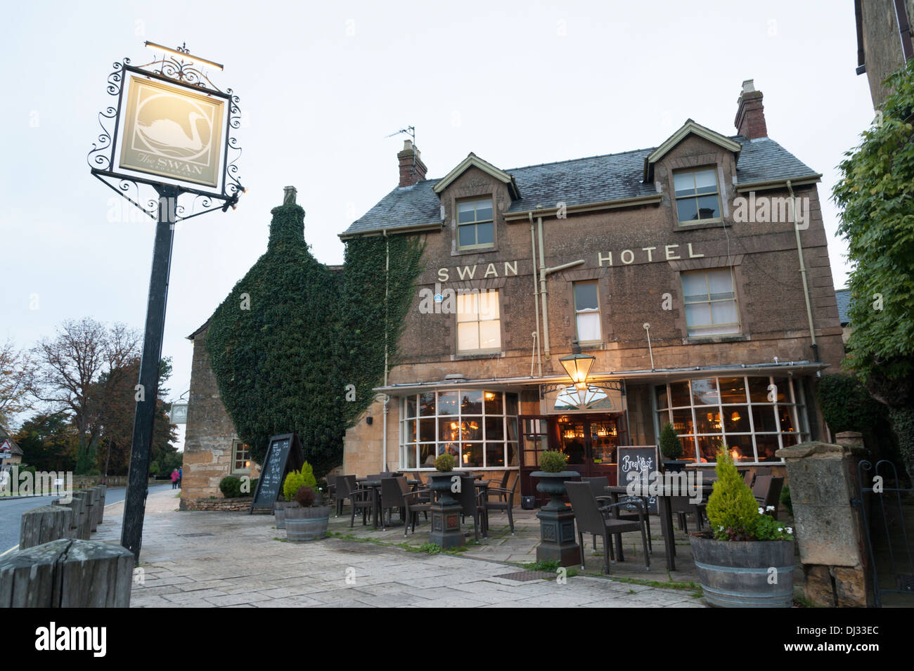 The Swan Hotel Broadway Costwolds Regno unito al crepuscolo Foto Stock