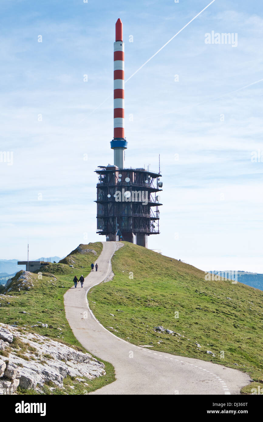 La torre della televisione, il Chasseral, Svizzera Foto Stock