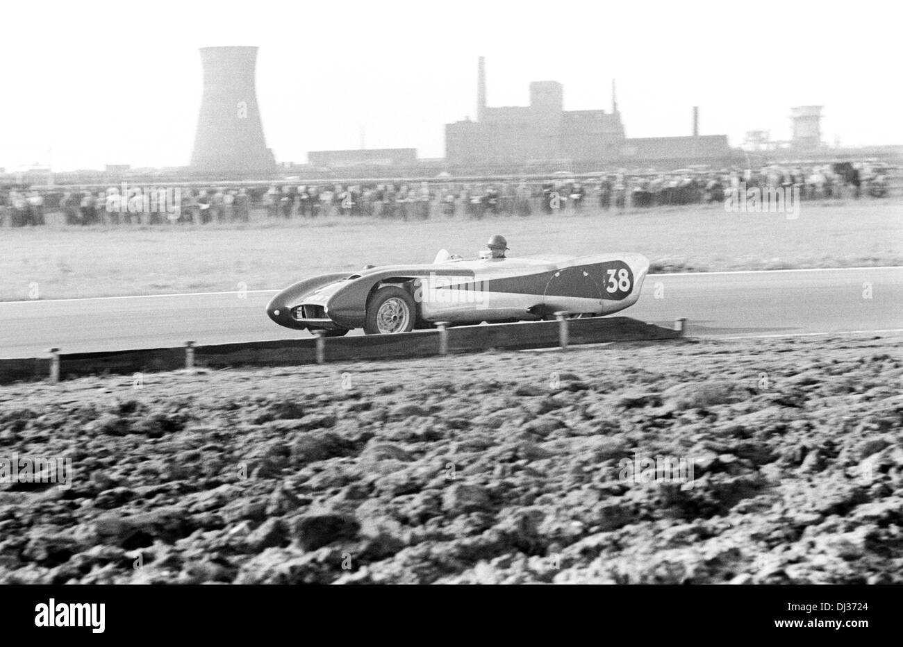 Alan Brown in una Lotus Mark VIII Connaught racing in L'Aintree International, Inghilterra, Settembre 2 Ott 1954. Foto Stock