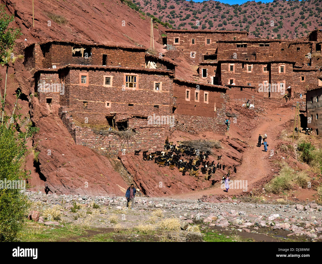 Tradizionale villaggio Berbero in M'Goun regione dei monti Atlante, Marocco Foto Stock