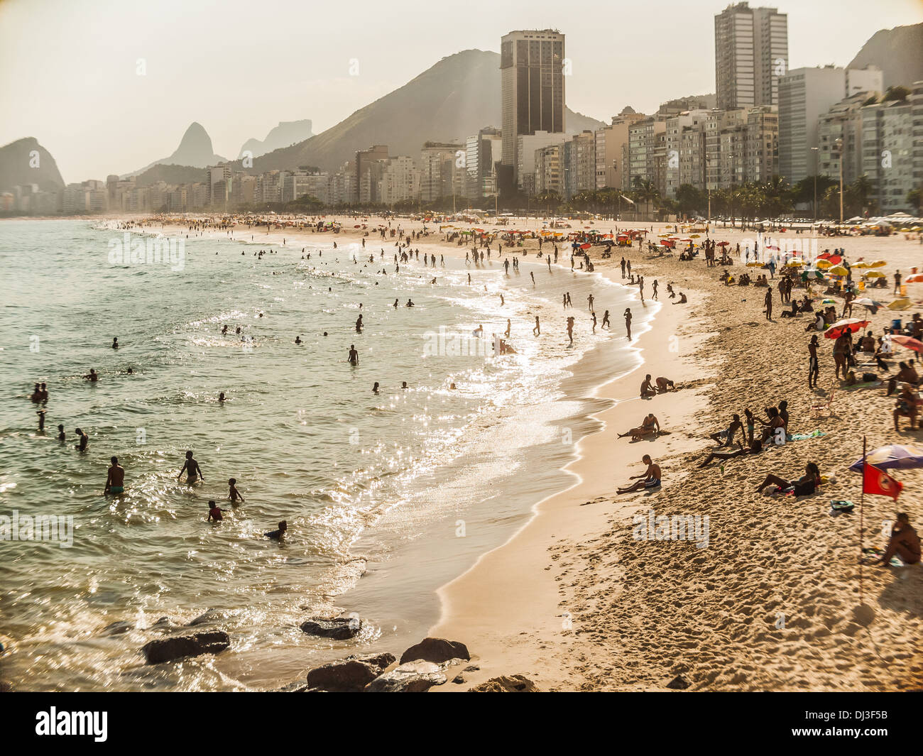 Spiaggia di Copacabana a Rio de Janeiro in Brasile. Foto Stock