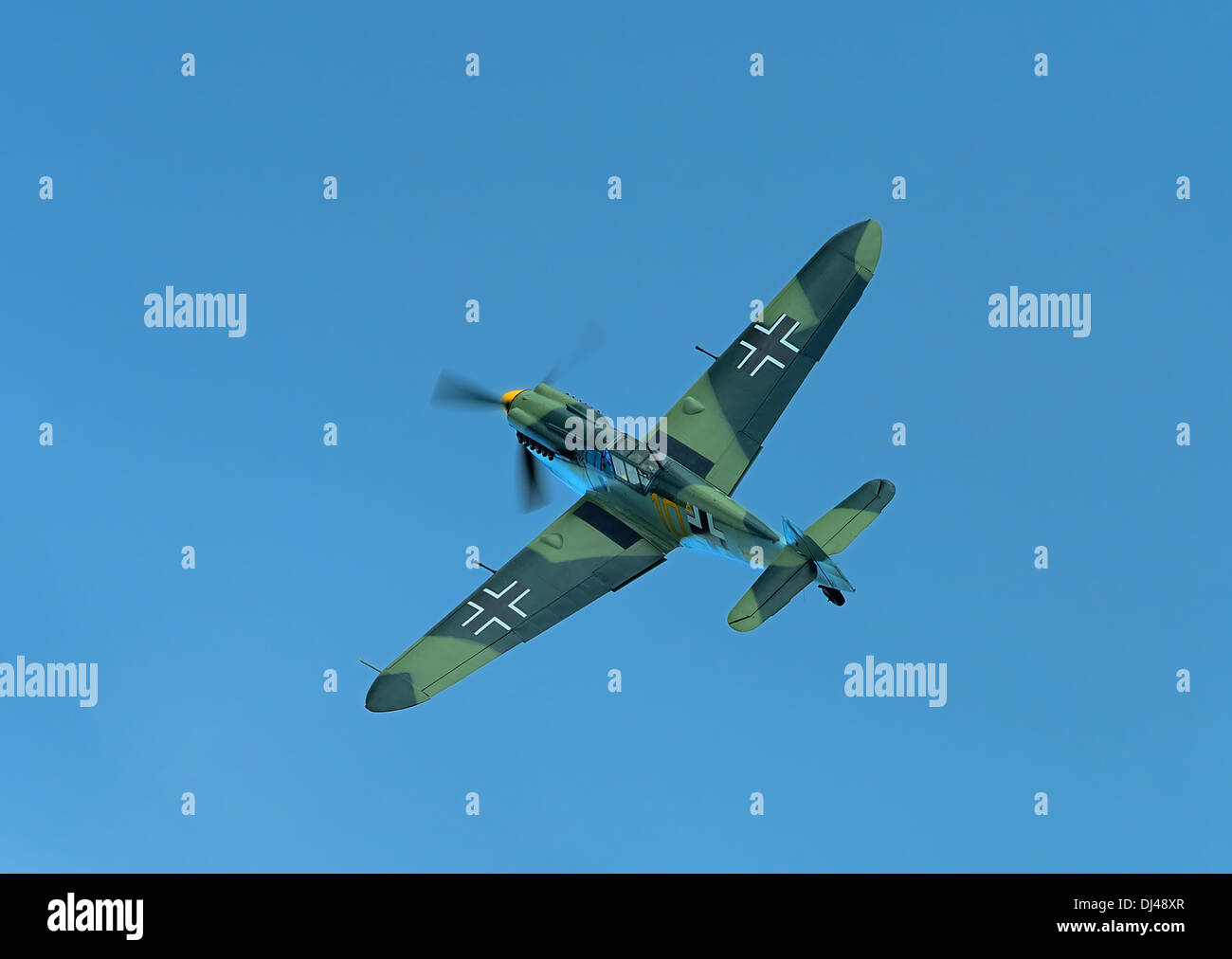 Messerschmitt Bf-109 Luftwaffe WW2 aereo da combattimento utilizzato nella realizzazione del film 'Battaglia di Gran Bretagna' battenti a Duxford REGNO UNITO Foto Stock