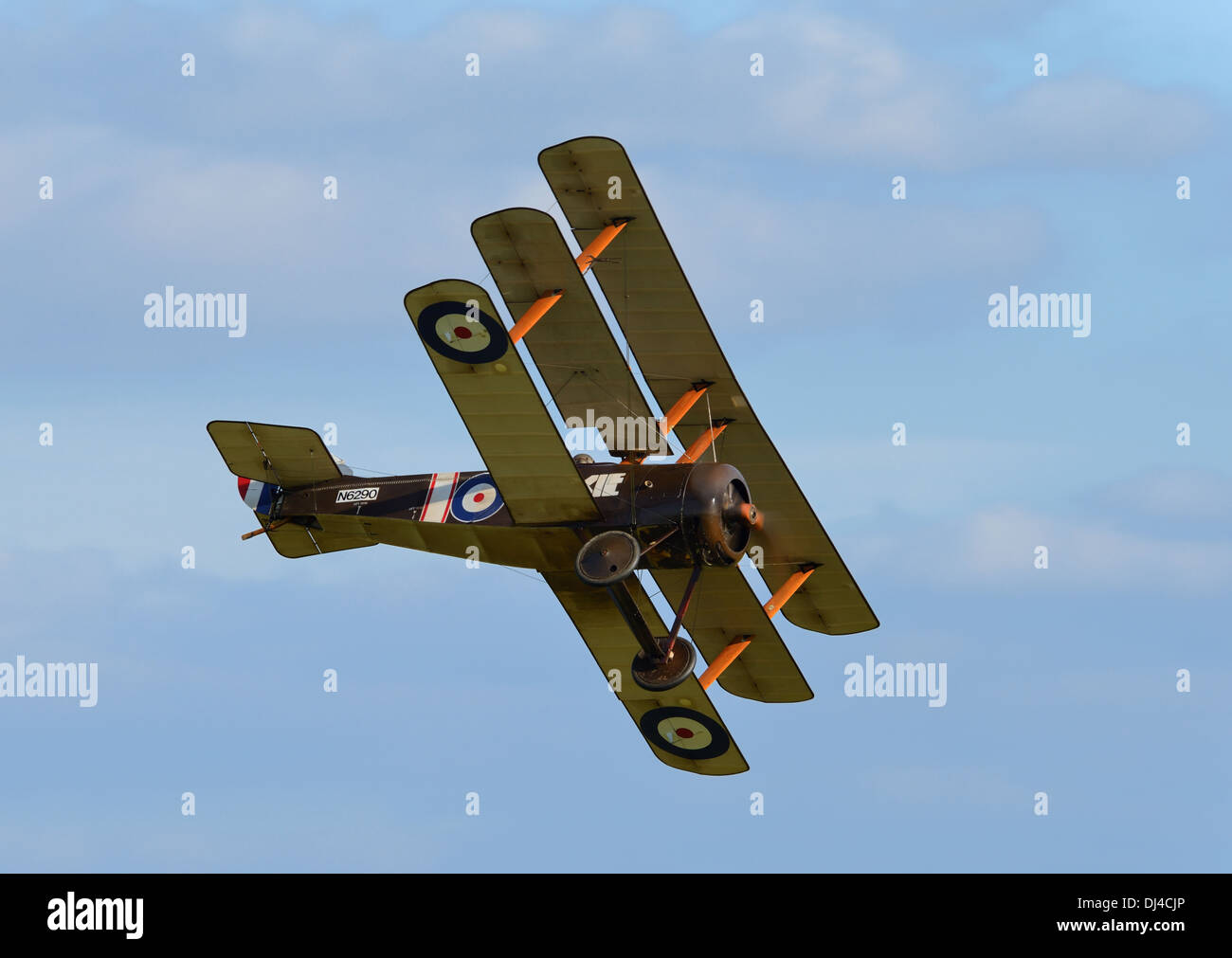 Triplano Sopwith,vintage RAF WW1 aereo da combattimento da Shuttleworth collection.Ottobre battenti giorno 2013.Biggleswade REGNO UNITO Foto Stock