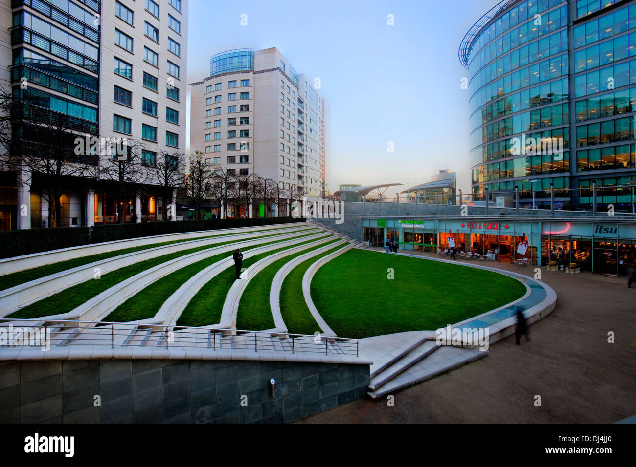 Sheldon Square, centrale di Paddington a Londra, Inghilterra Foto Stock