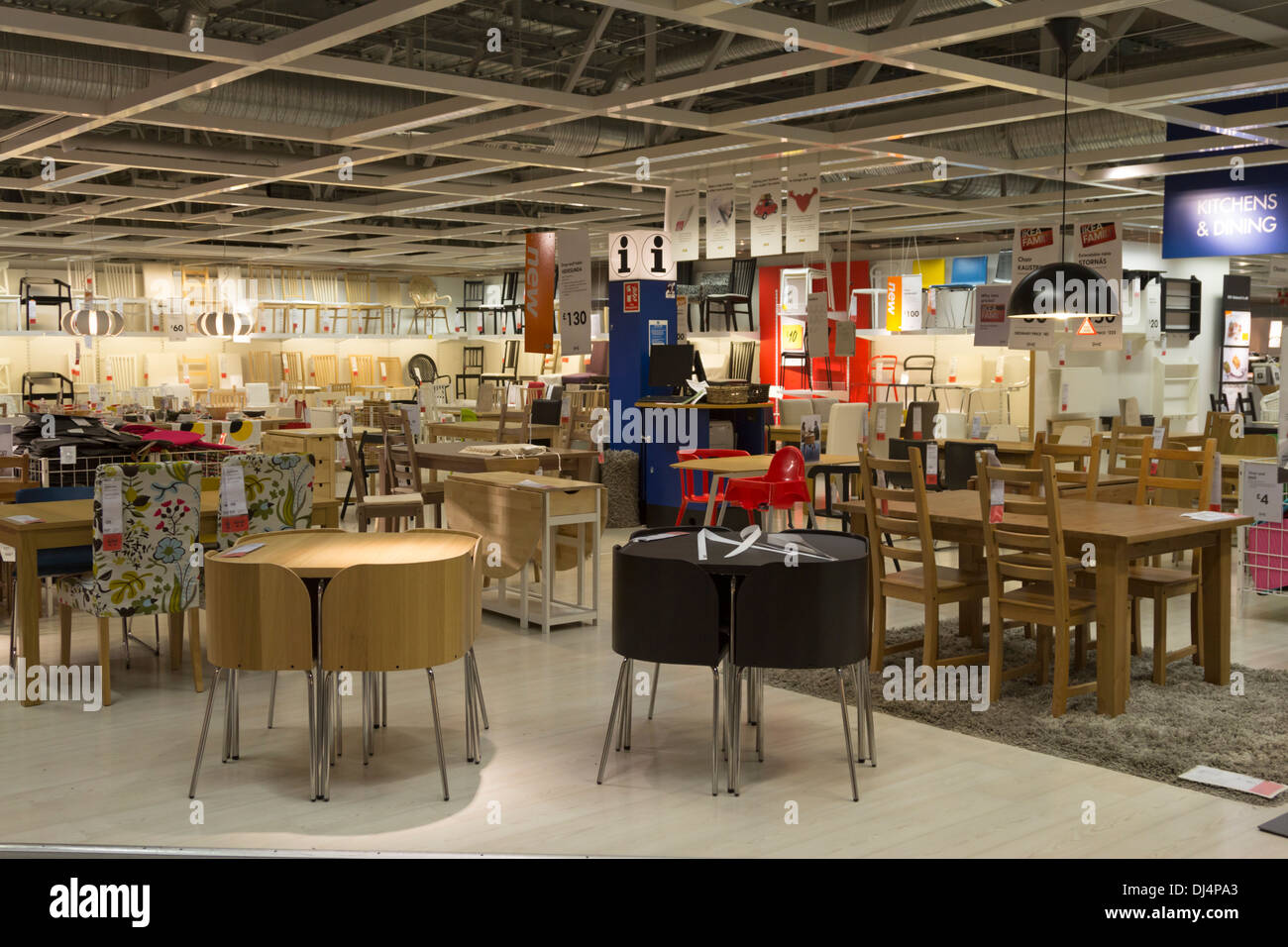 Ikea furniture table immagini e fotografie stock ad alta risoluzione