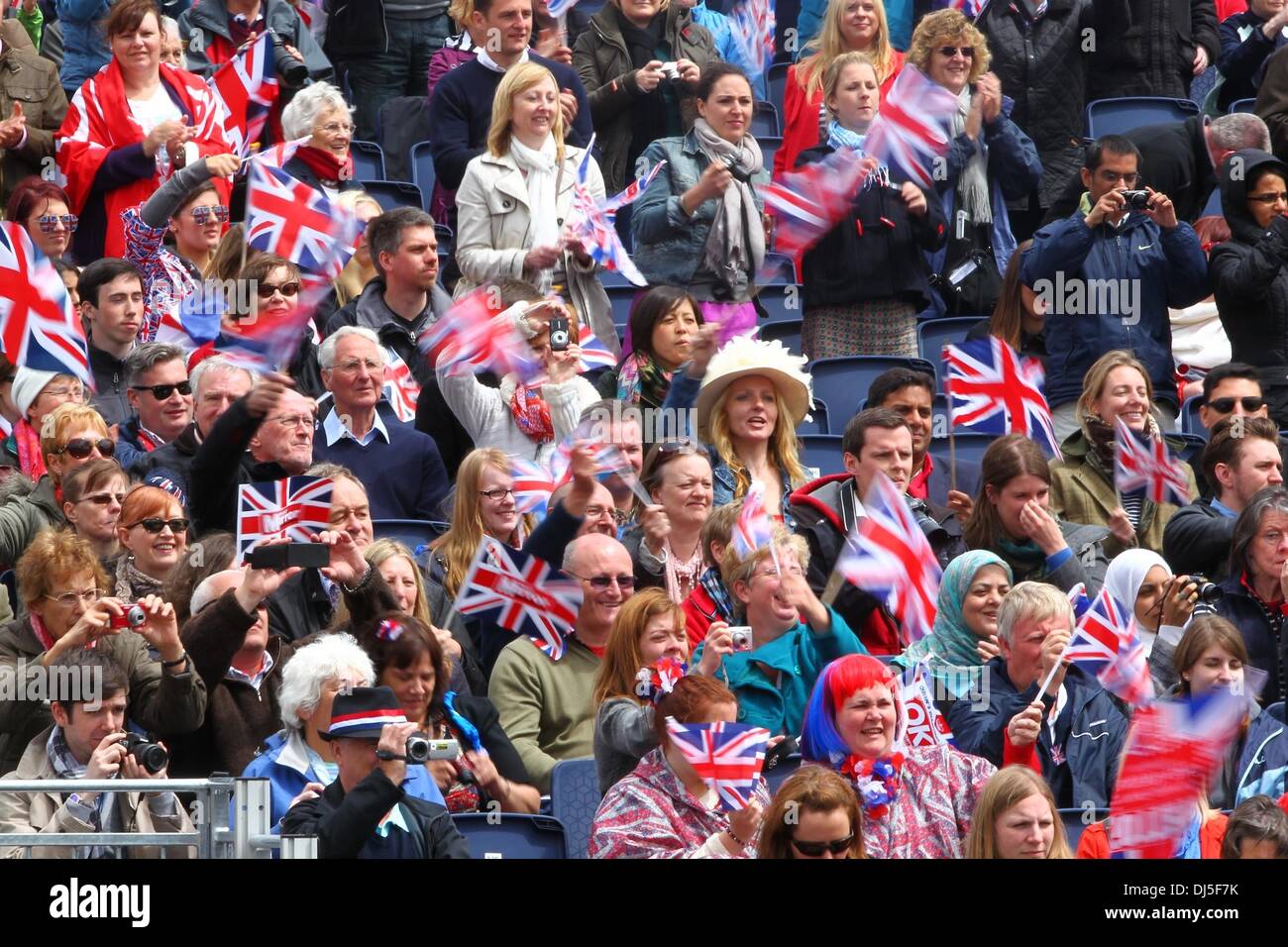 L'atmosfera della famiglia reale sul balcone di Buckingham Palace dopo il diamante della regina processione giubilare Londra Inghilterra - 05.06.12 Foto Stock