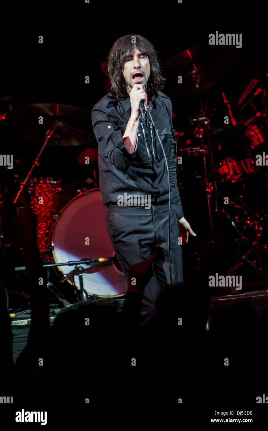 Milano Italia. Xx Novembre 2013. La Scottish band alternative rock Primal Scream esegue dal vivo presso il music club Alcatraz Credito: Rodolfo Sassano/Alamy Live News Foto Stock