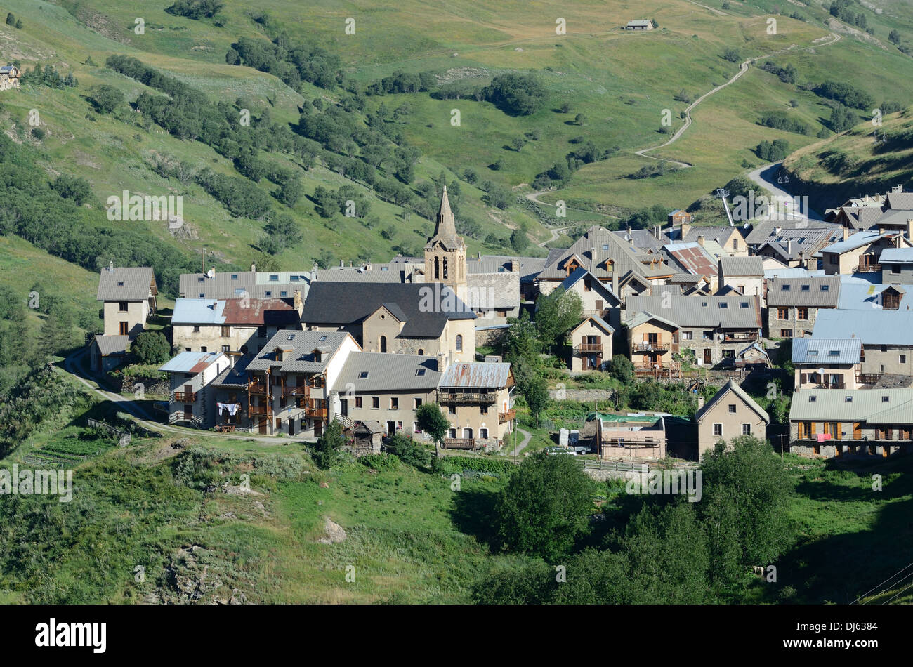 Vista Sul Villaggio Alpino Le Chazelet La Grave Alpi Francesi Francia Foto Stock