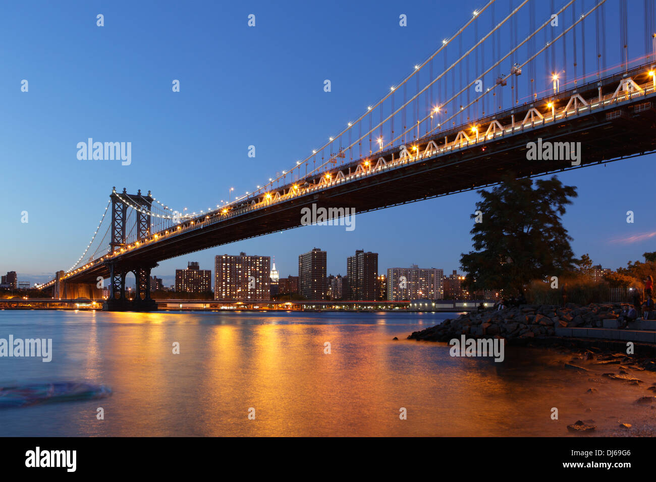 Manhattan Bridge e dello skyline di NYC, New York City, Stati Uniti d'America Foto Stock