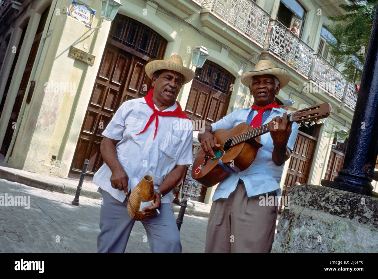 Musicisti di strada, Havana, Cuba Foto Stock