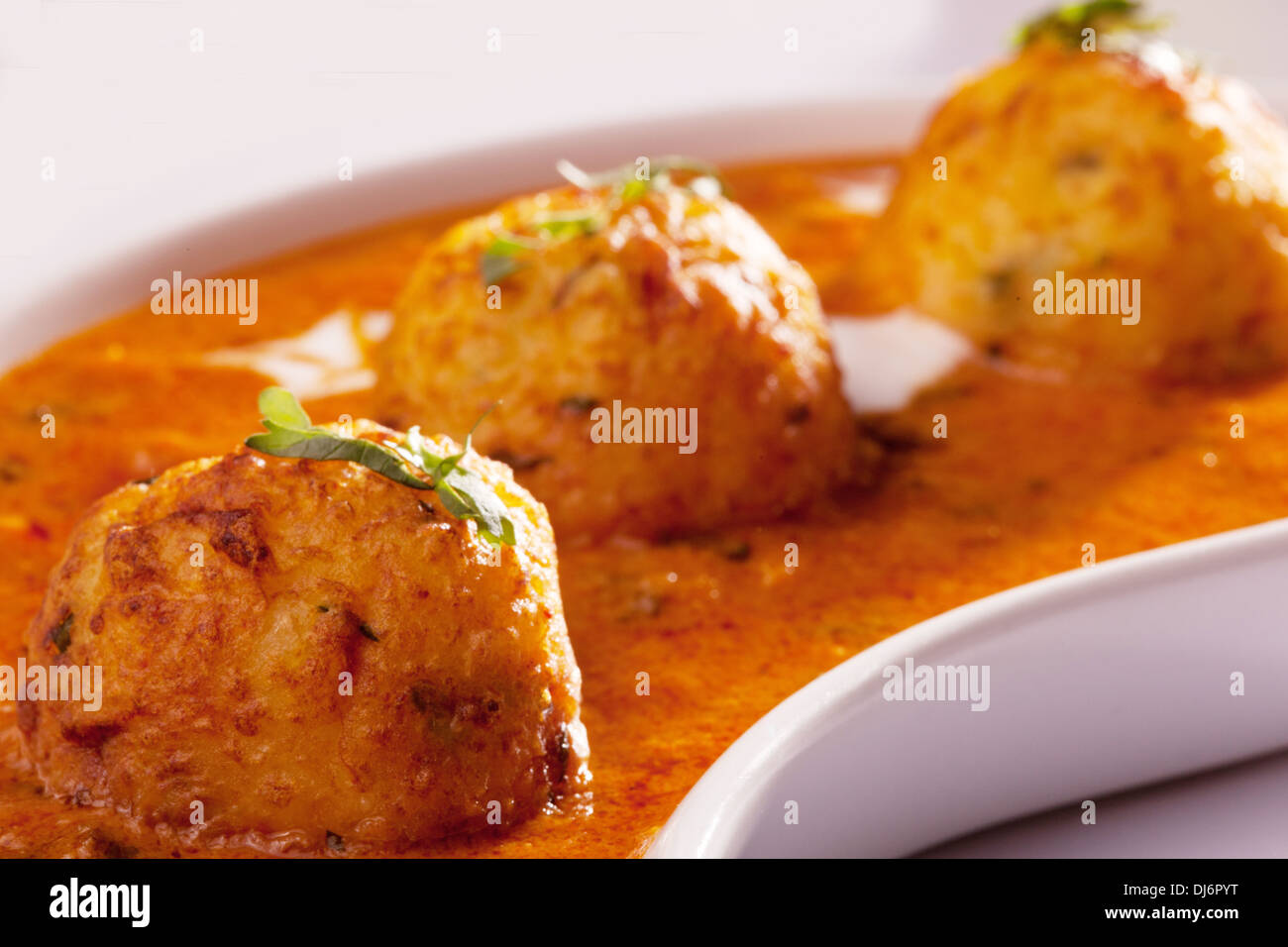 Dum, Aloo- indiano piccante Curry di patate Foto Stock