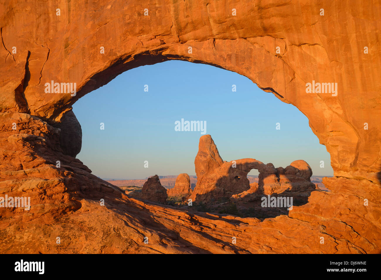 Finestra del nord e la torretta Arch, Arches National Park, Utah, Stati Uniti d'America Foto Stock