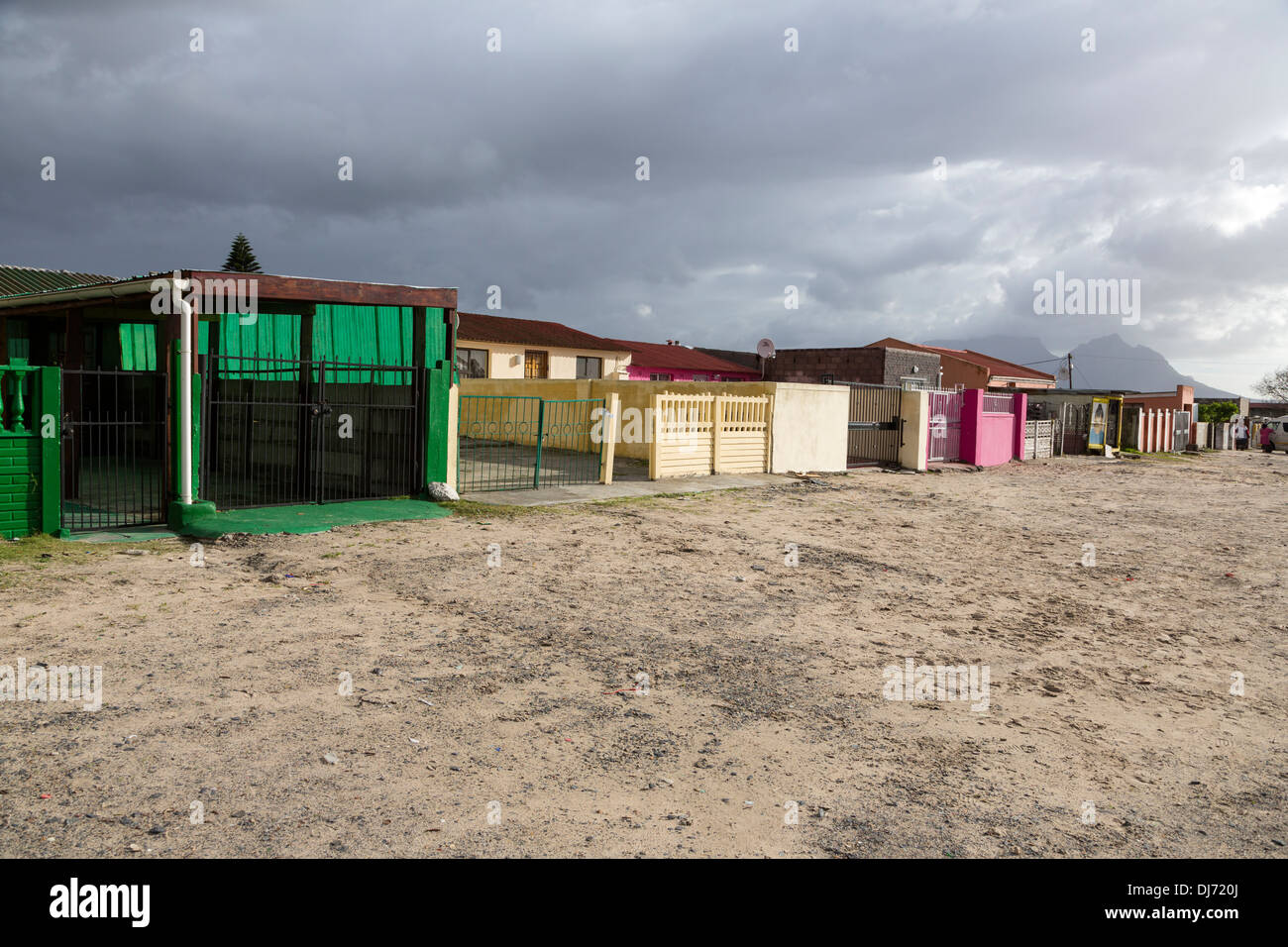 Sud Africa, Cape Town. Middle-class case di Guguletu Township. Foto Stock