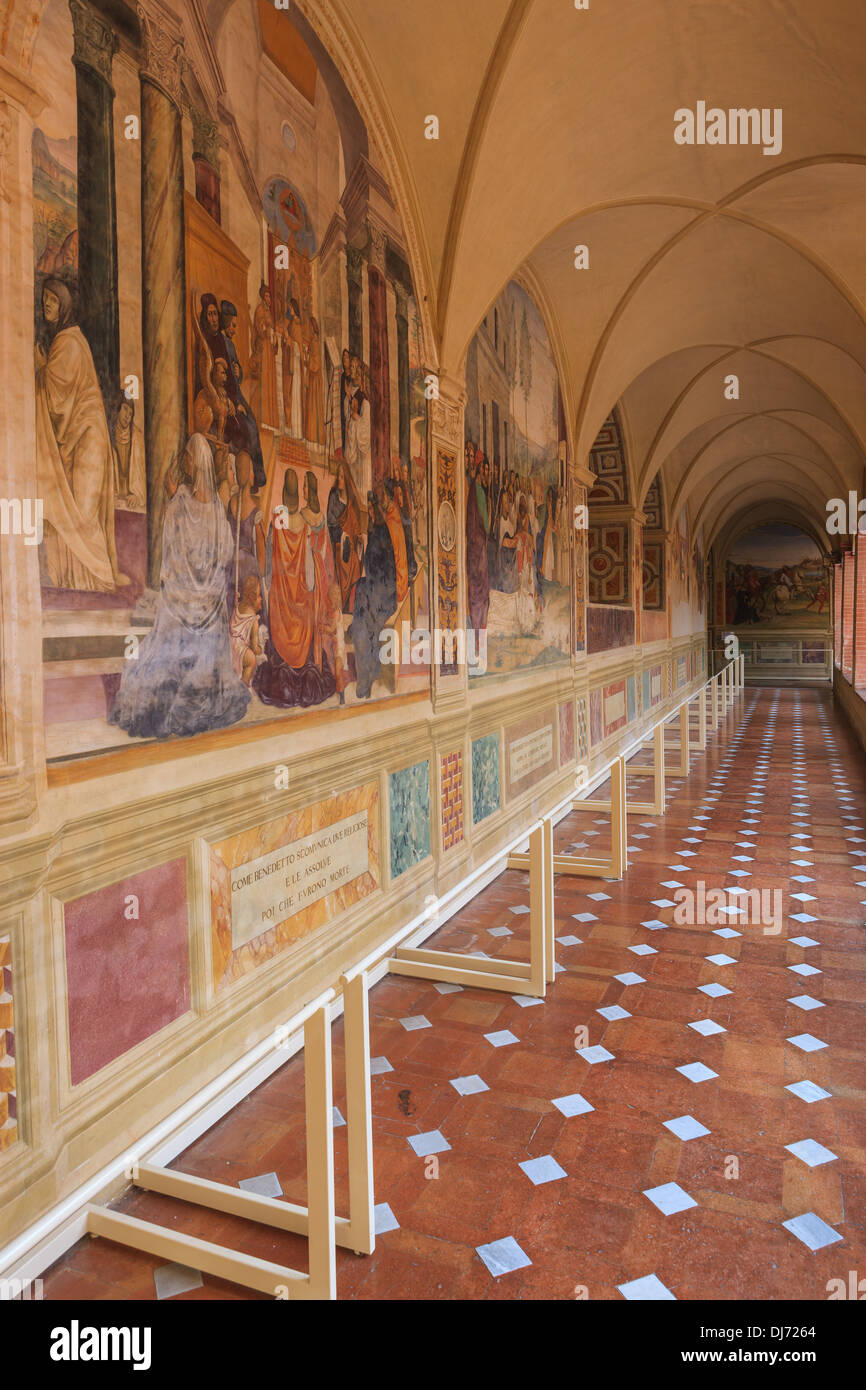 L'Abbazia di Monte Oliveto Maggiore è un grande monastero benedettino della regione Toscana Foto Stock