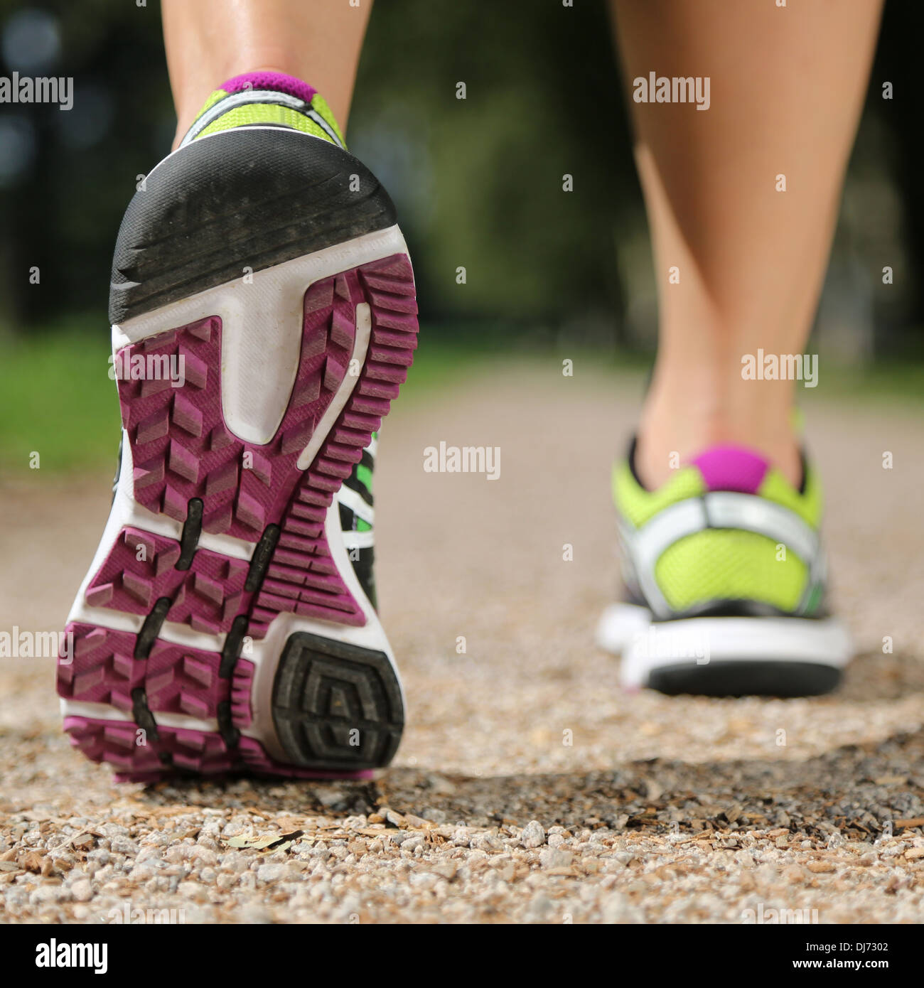 Suola di scarpe da corsa durante il jogging, sport, azioni di formazione o di allenamento Foto Stock