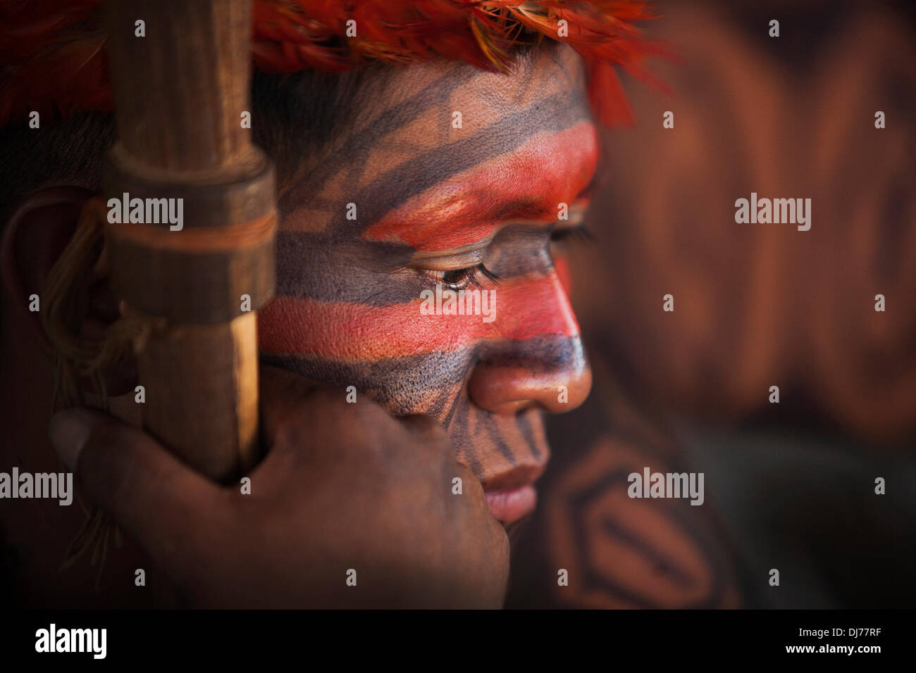 Belo Monte turbina principale sito in costruzione, Para, Brasile. 28 Maggio, 2013. Lo scorso 27 maggio, un gruppo di indigeni costituito prevalentemente da Munduruku occupata Belo Monte e fermato la costruzione del principale sito della turbina. Xikrin persone vivono sul Bacaja, un affluente del fiume Xingu, dove la costruzione di Belo Monte Dam raggiungendo il picco di costruzione. Alcuni scienziati avvertono che il livello di acqua dell'Bacaja diminuiscono precipitosamente a causa della diga. © Taylor Weidman/ZUMA filo/ZUMAPRESS.com/Alamy Live News Foto Stock