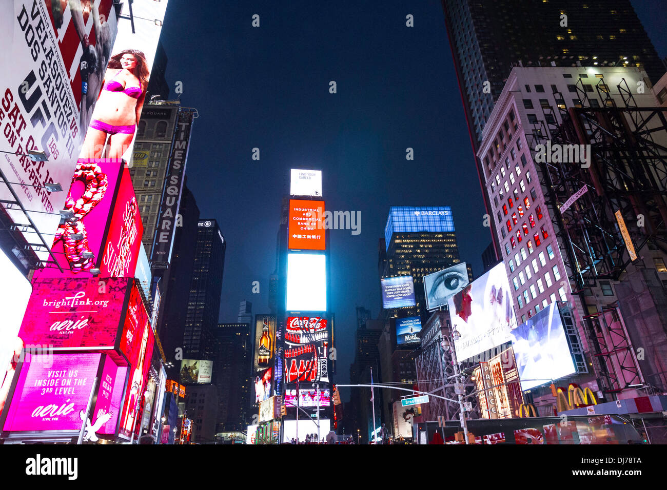 Times Square di notte, New York 2013 Foto Stock