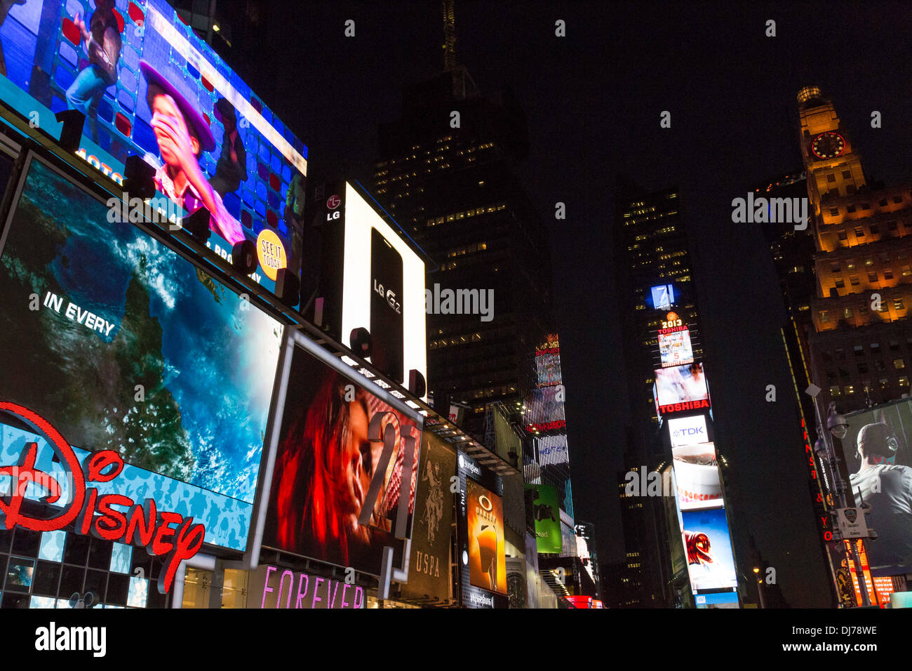 Times Square di notte, New York 2013 Foto Stock