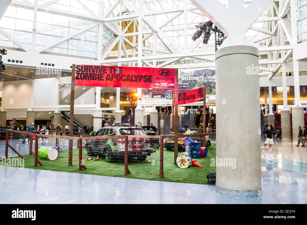 La Hyundai Zombie Apocalypse display del veicolo al 2013 Los Angeles International Auto Show Foto Stock
