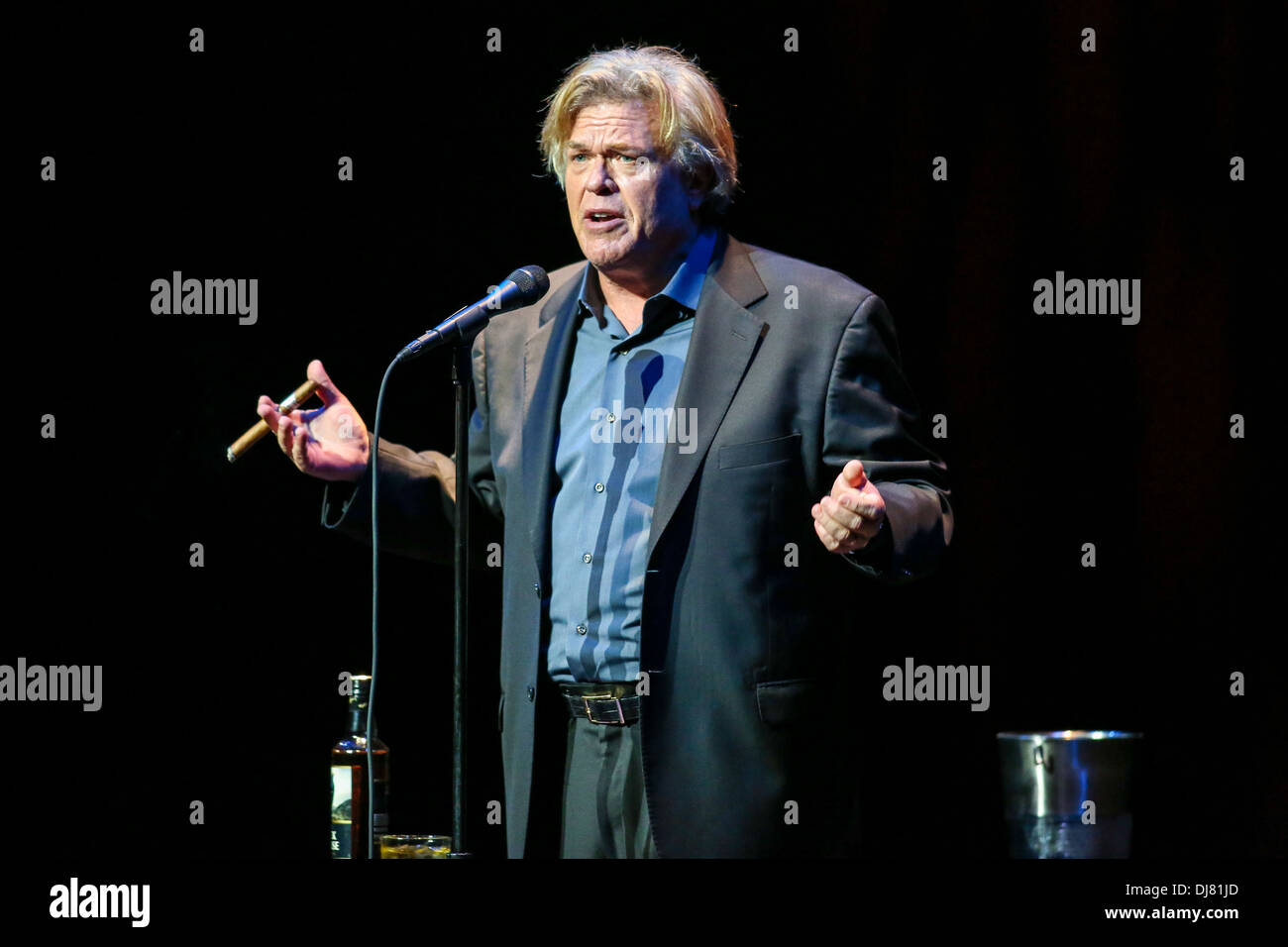 RON WHITE porta il suo Tour 2013-2014 alla Durham Performing Arts Center di Durham, NC. Foto Stock