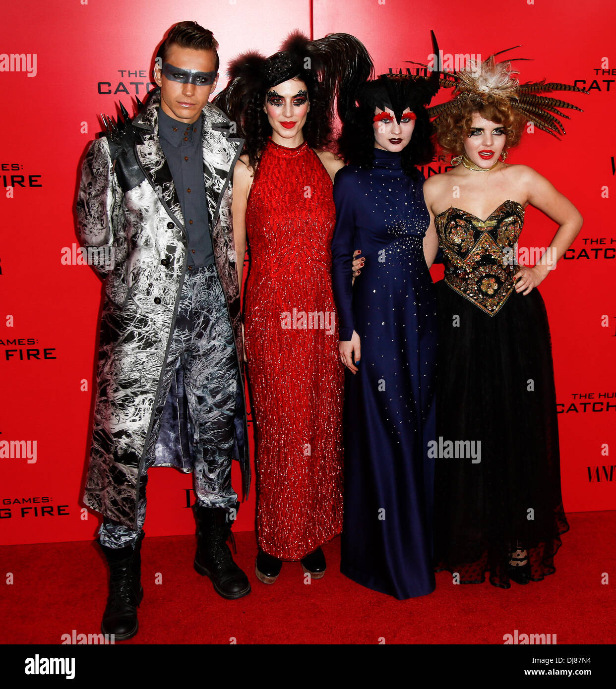 Gli ospiti frequentano il 'Fame giochi: la cattura del fuoco' premiere a AMC Lincoln Square Theatre il 20 novembre 2013. Foto Stock