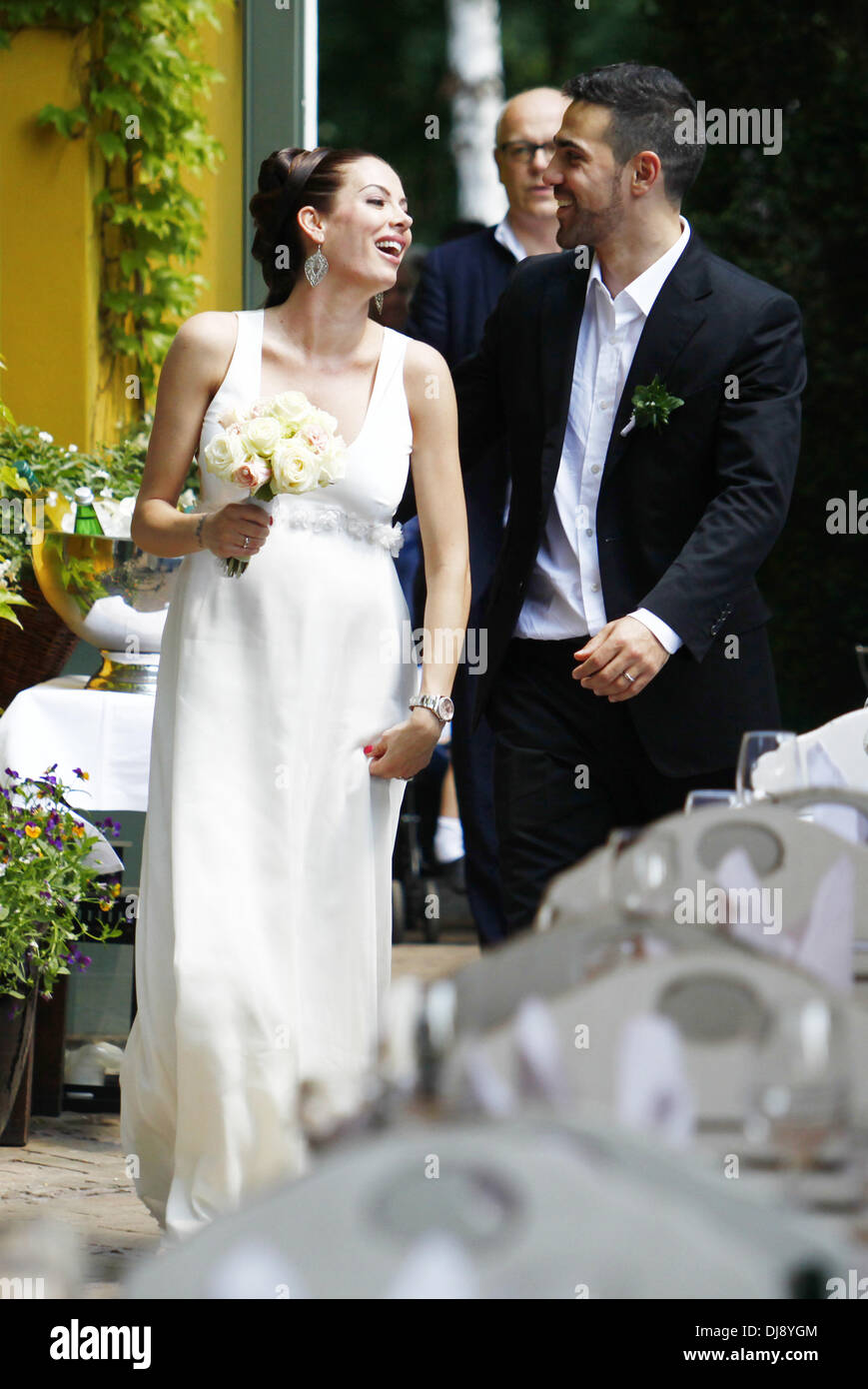 Anna Maria Lagerblom e Bushido celebrare il loro matrimonio al ristorante Fischerhuette in Zehlendorf. Berlino, Germania - 23.05.2012 Foto Stock