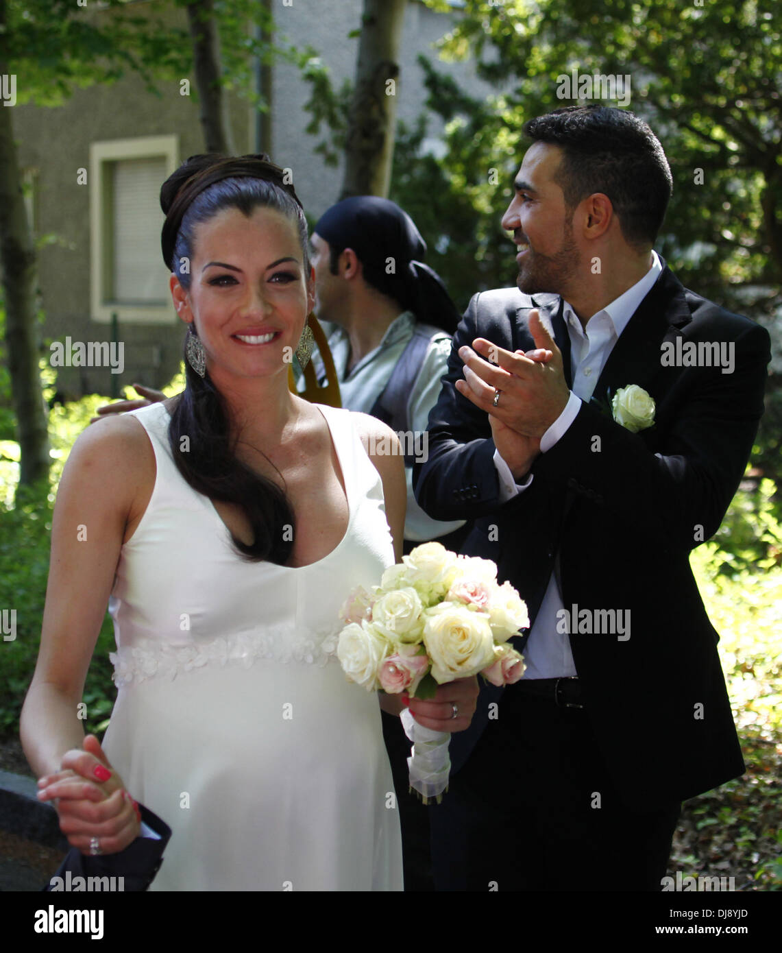 Anna Maria Lagerblom e Bushido celebrare il loro matrimonio al ristorante Fischerhuette in Zehlendorf. Berlino, Germania - 23.05.2012 Foto Stock