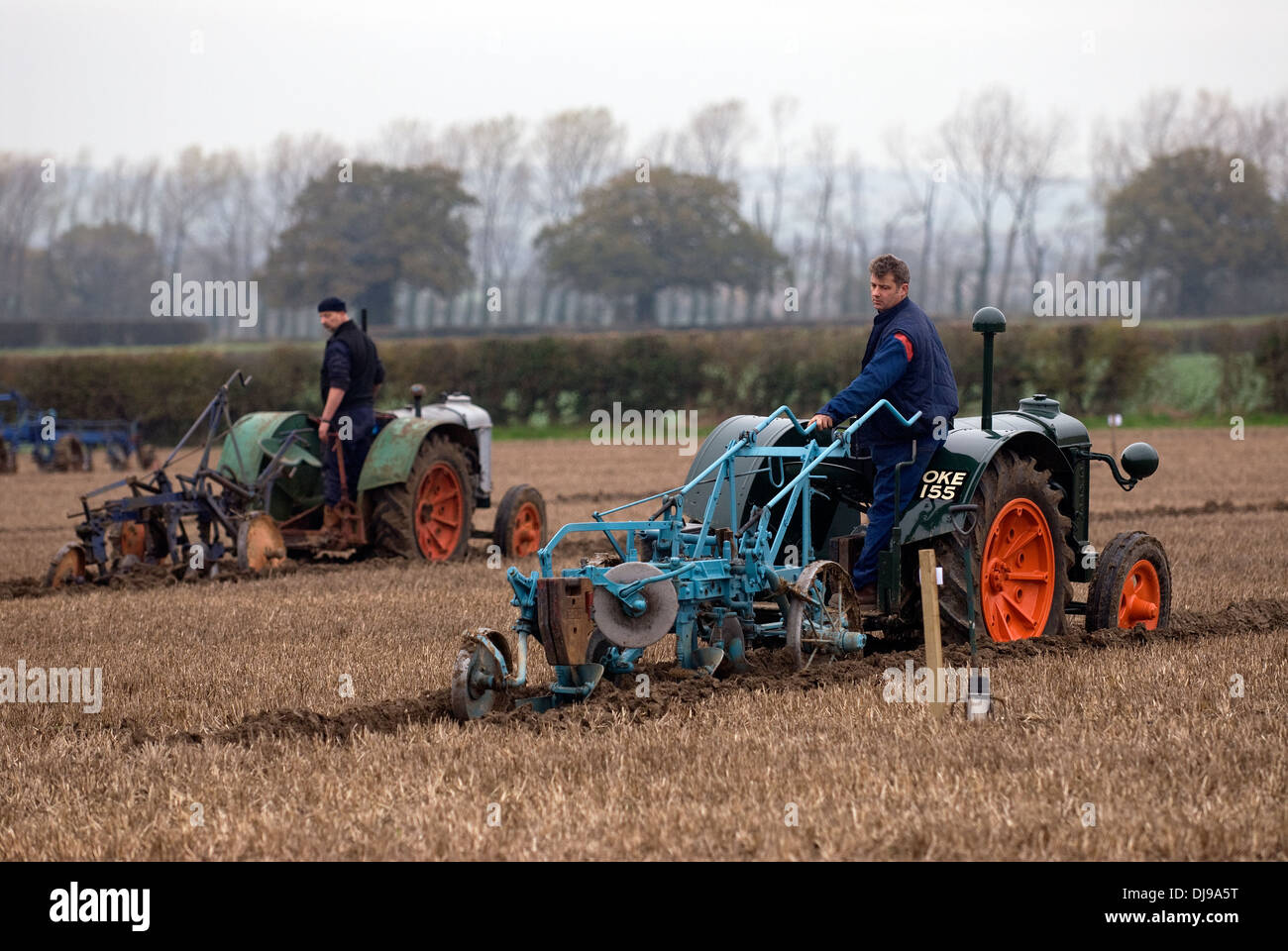 Nord est hants associazione agricola annuale match di aratura in corso, wyck farm, hampshire, Regno Unito. Foto Stock