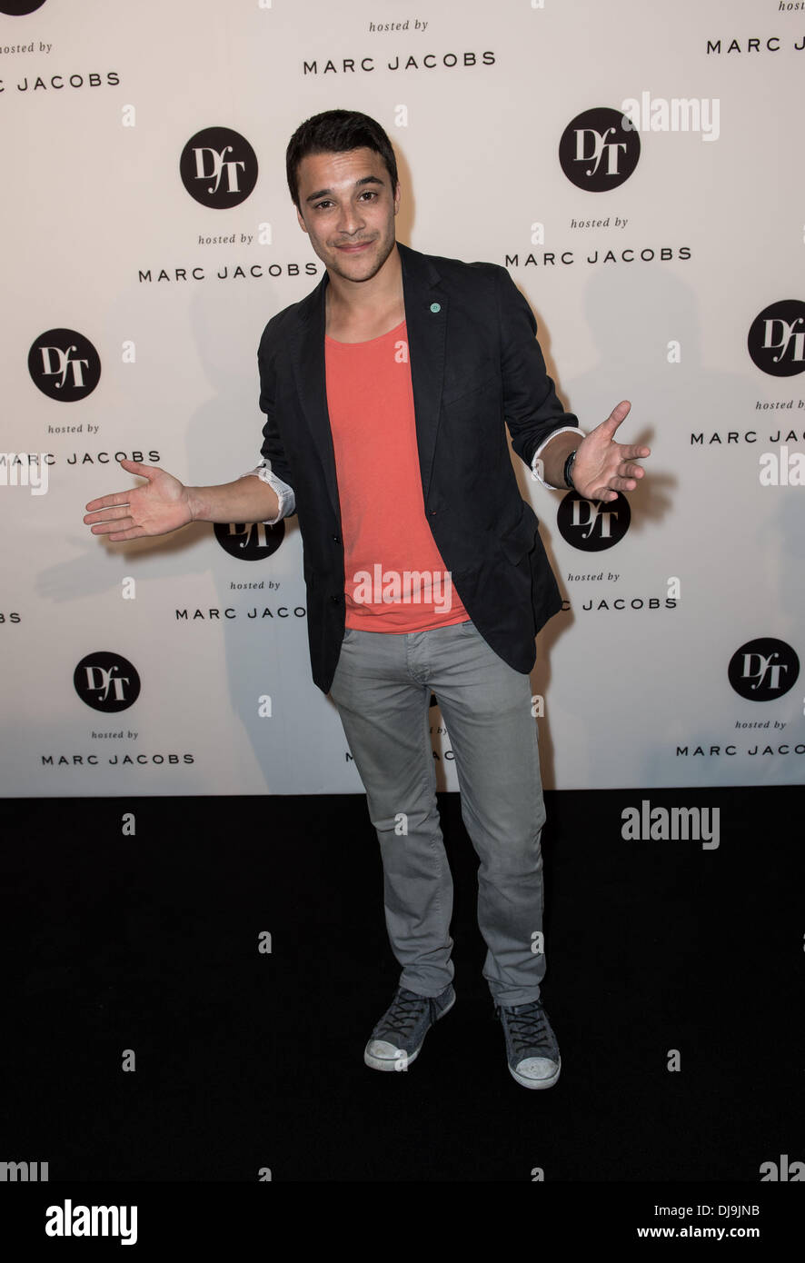 Kostja Ullmann al cocktail per l'apertura della mostra fotografica "designer per domani - Approfondimenti e prospettive" in Peek & Cloppenburg Weltstadthaus. Berlino, Germania - 03.05.2012 Foto Stock