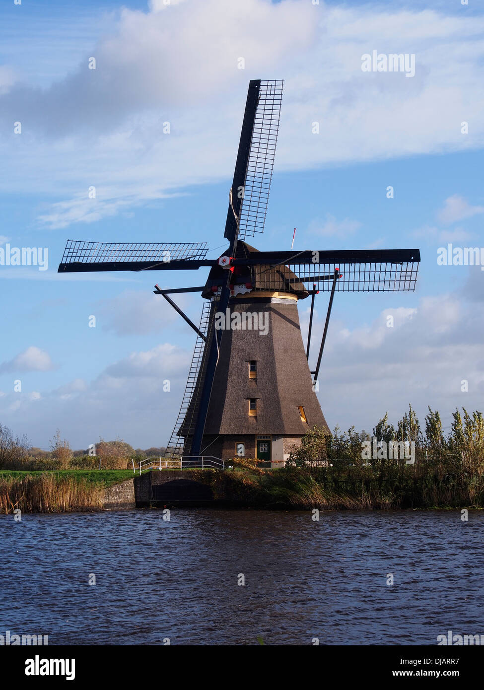 Mulini a vento al Patrimonio Mondiale sito Kinderdijk Foto Stock